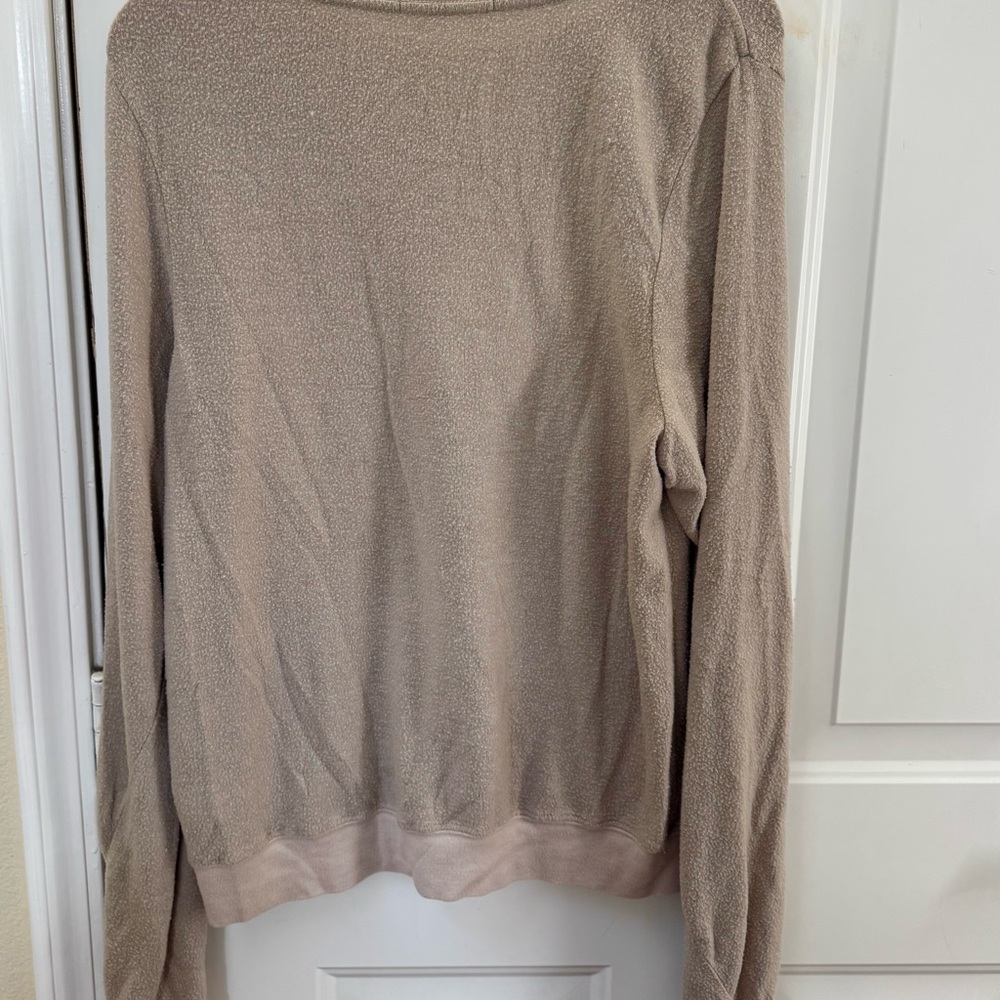 Wildfox Women's Tan Graphic Sweatshirt size Medium - Picture 5 of 5